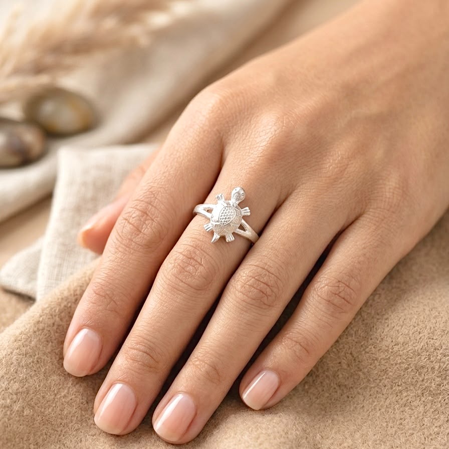 SILVER RING