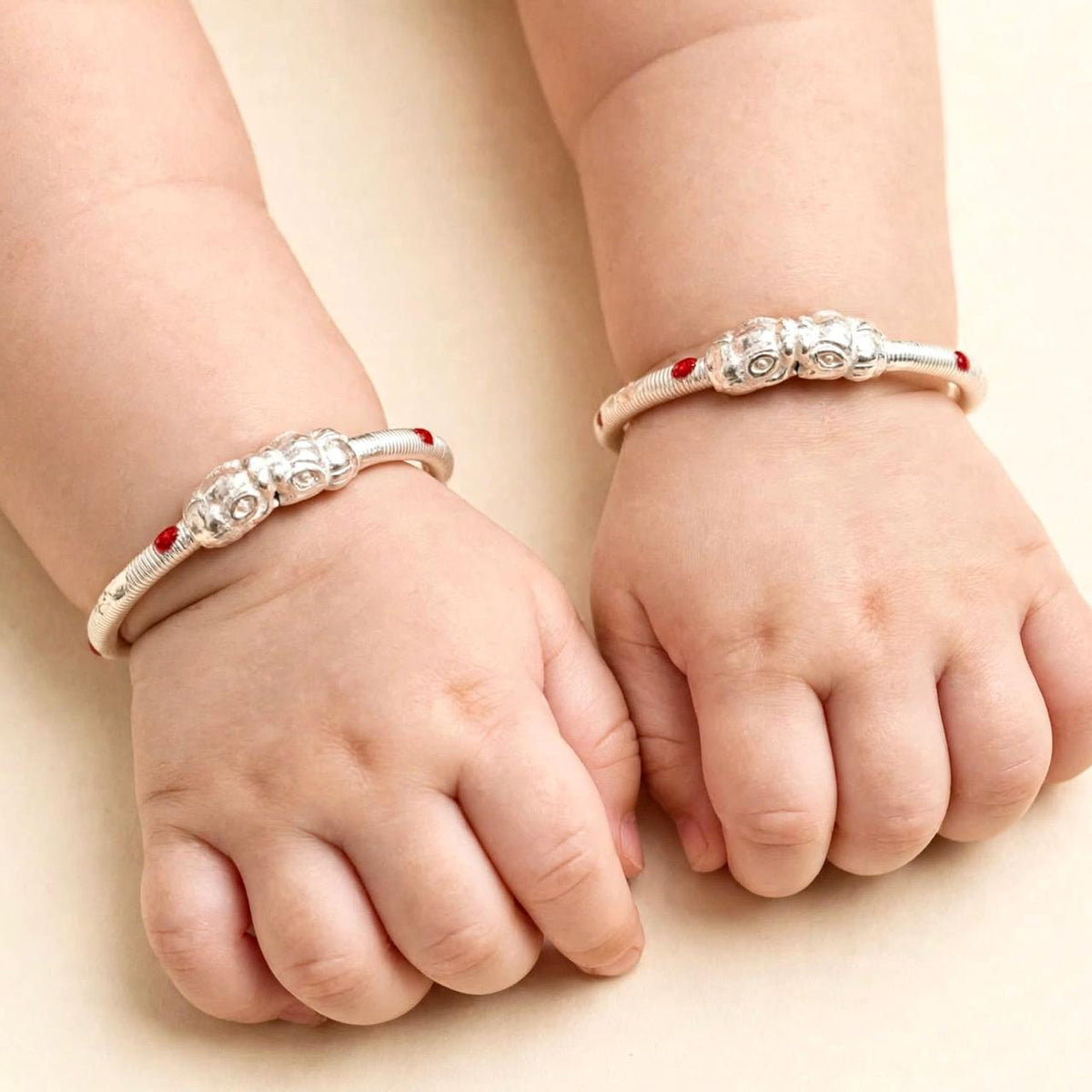 SILVER BABY BANGLE