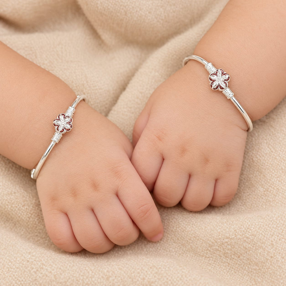 SILVER BABY BANGLE