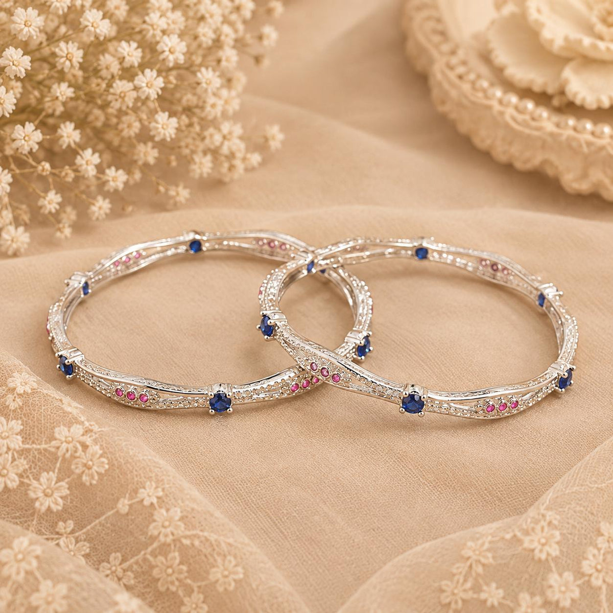SILVER BANGLE