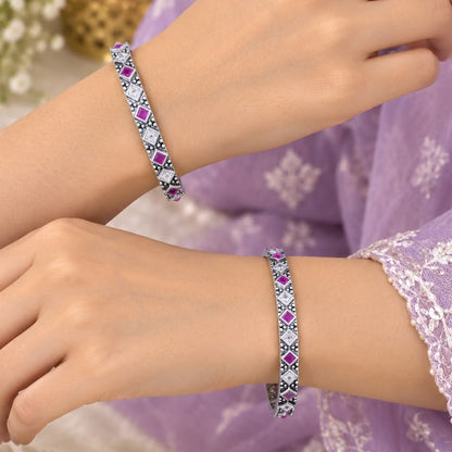SILVER BANGLE