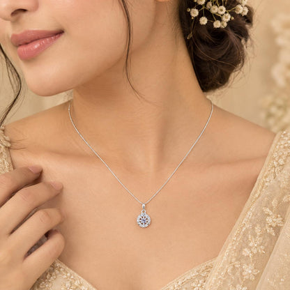 SILVER CHAIN PENDANT