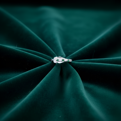 Silver Leaf Motif Lightweight Ring with Green Stones | Women’s Silver Ring