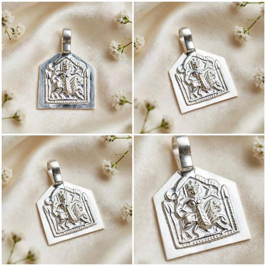 SILVER PENDANT