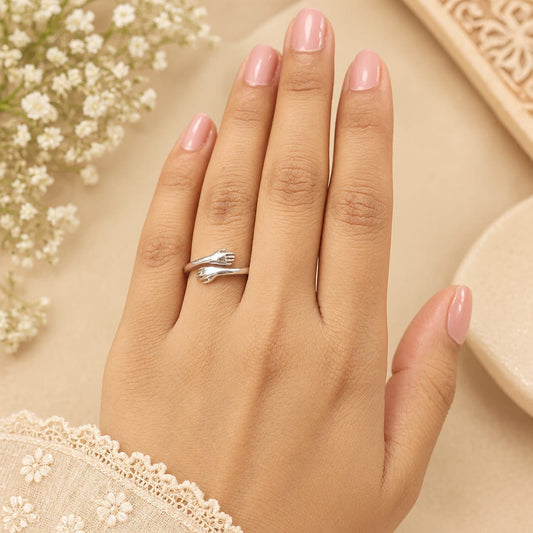 SILVER HUG RING