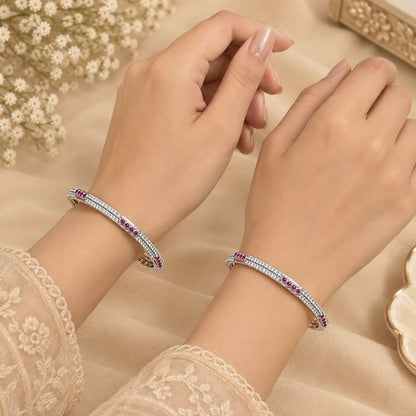 BEAUTIFUL SILVER BANGLE