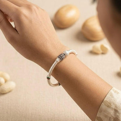 SILVER BANGLE