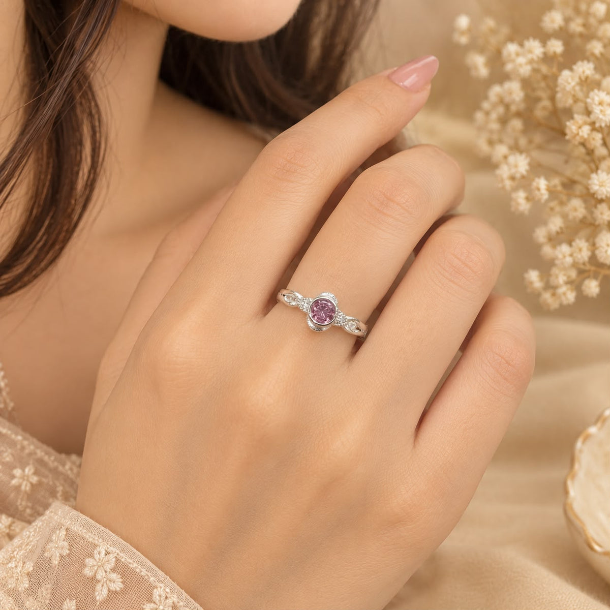 LIGHTWEIGHT SILVER RING