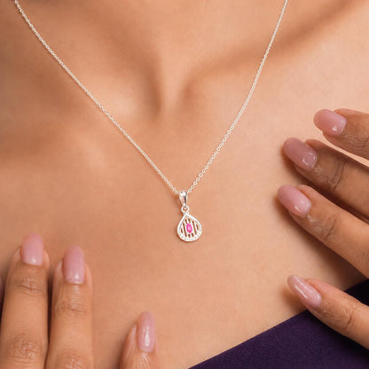 DROP STYLE SILVER CHAIN PENDANT
