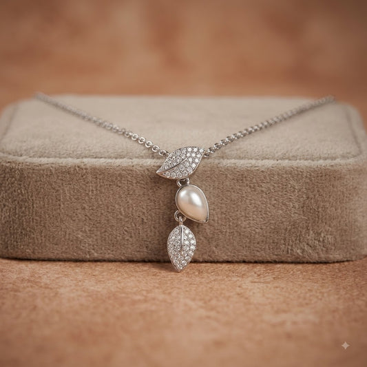 LEAF DESIGN SILVER 92.5 CHAIN PENDANT