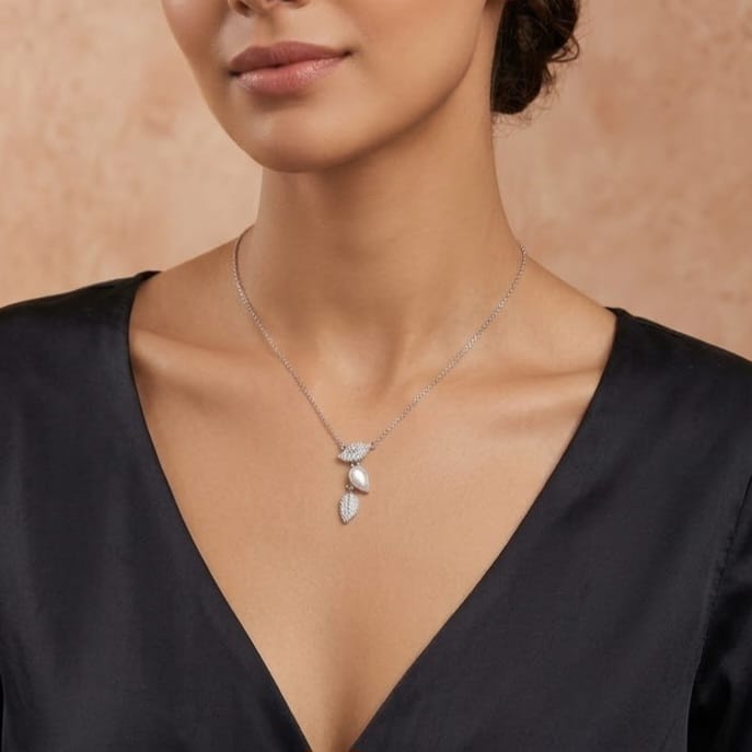 LEAF DESIGN SILVER 92.5 CHAIN PENDANT
